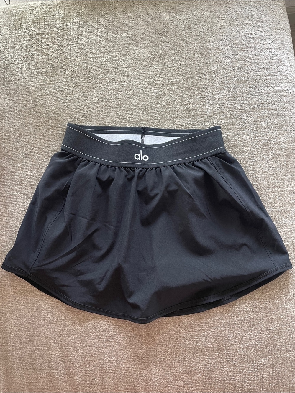 ALO Yoga Match Point Tennis Skirt NWT - Picture 2 of 9